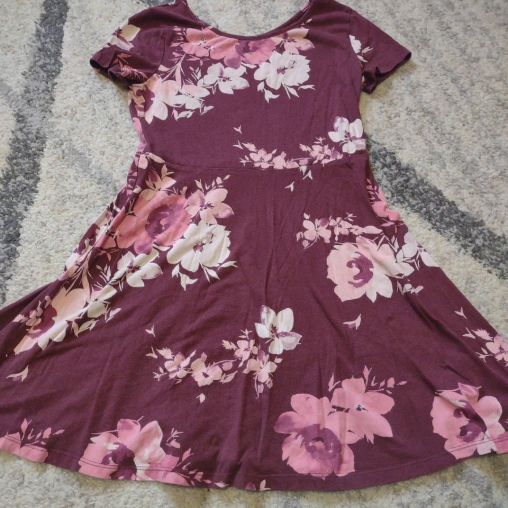 Girl's Burgundy Flower Dress